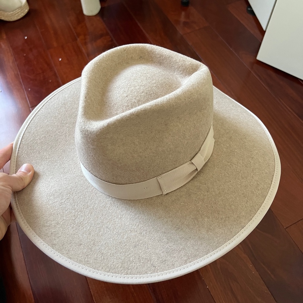 OLIVE & PIQUE Hat